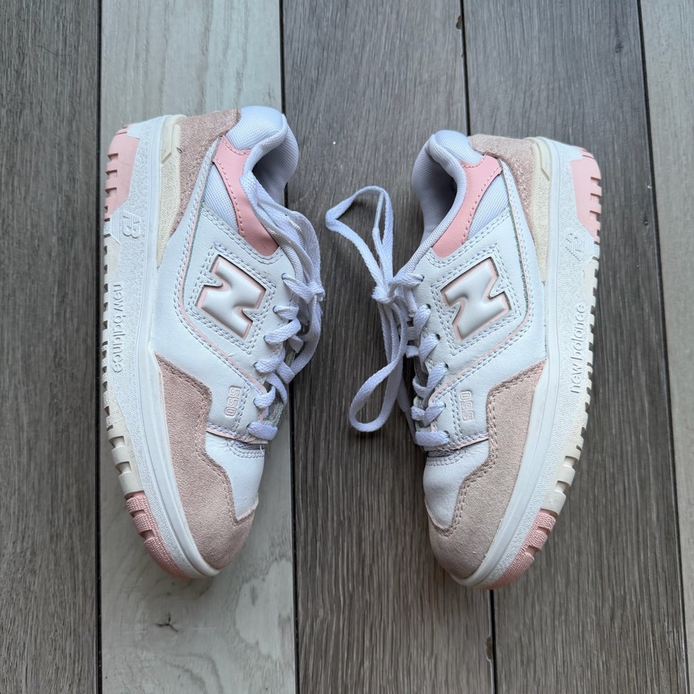 New Balance 550 Kids' Sneakers in White and Pink